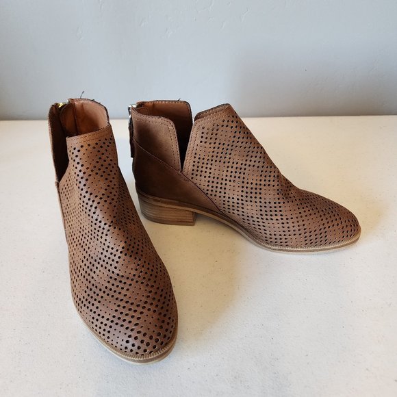 Madden Girl Bootie "LIKE NEW" - Picture 7 of 14